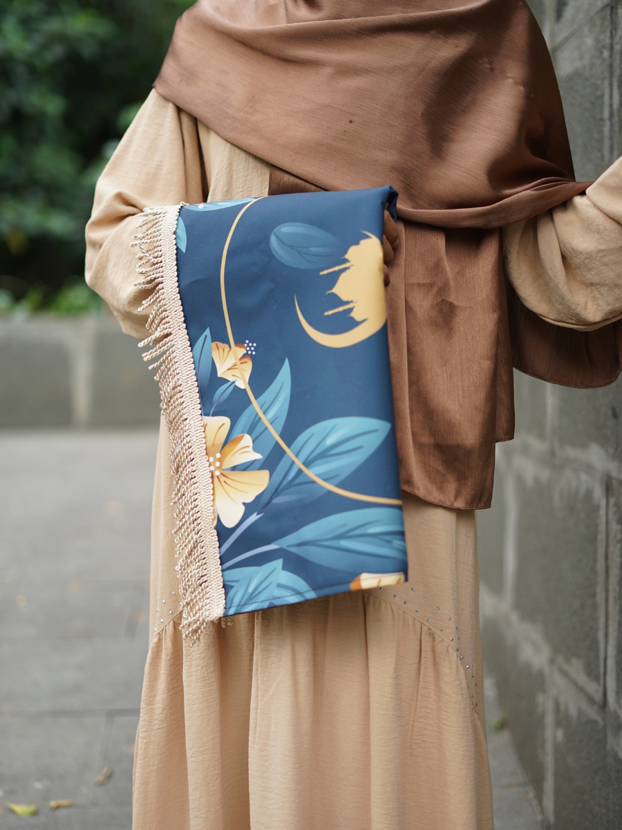 Zahwa Sajadah Secondary